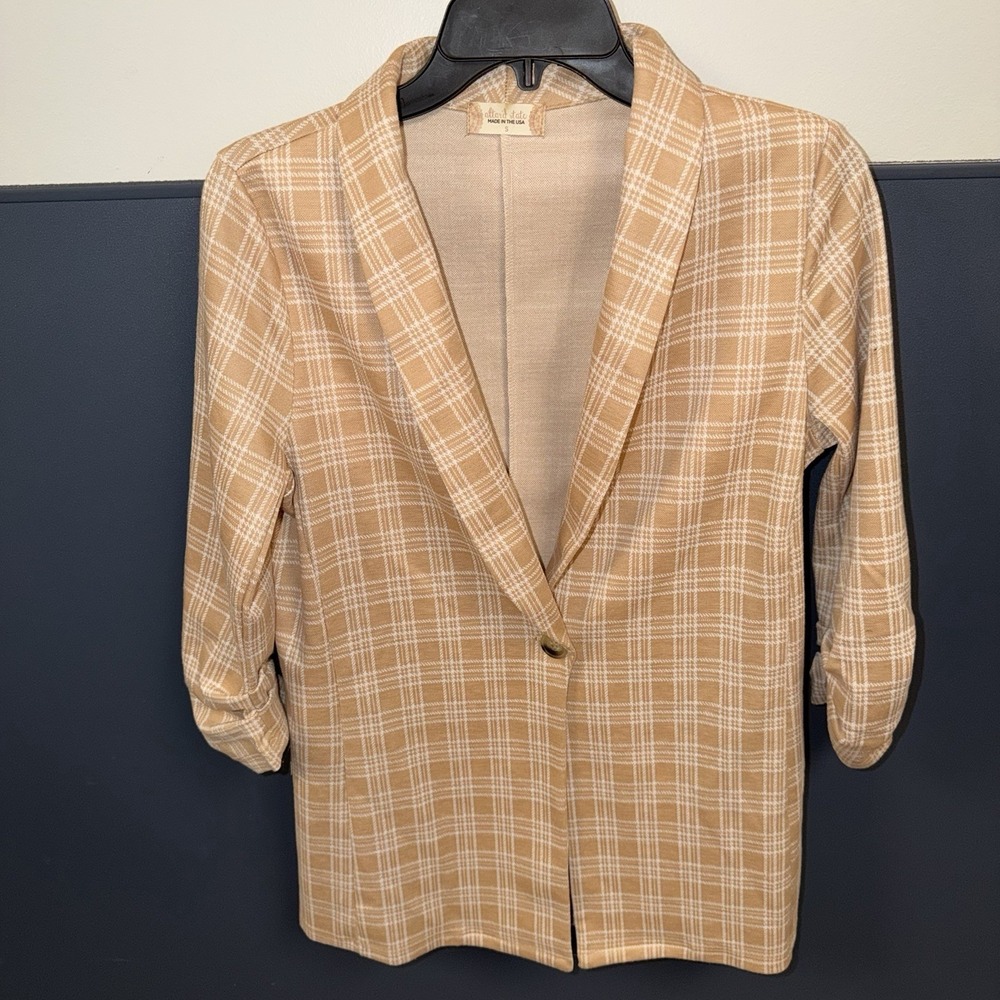 Altar'd State Tan White Blazer Single Button Rolled Tab Sleeves Women Small USA